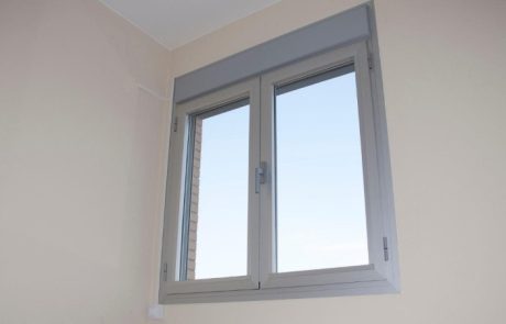 חלונות באוהאוס וחלונות הזזה אלומיניום: עיצוב חדשני ואיכותי לבית