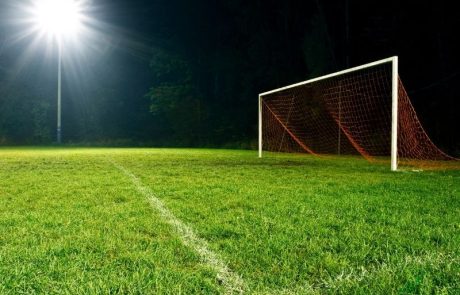 אימוני כדורגל לילדים ומגרשי דשא סינטטי להשכרה