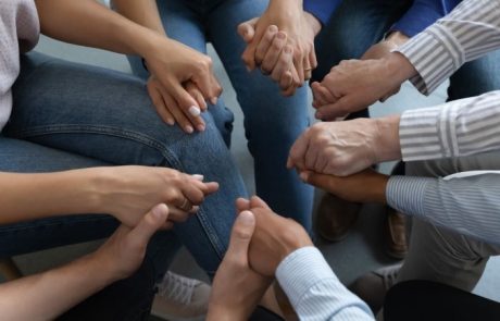 טיפול מקצועי בהתמכרויות ונפש: הדרך להחלמה